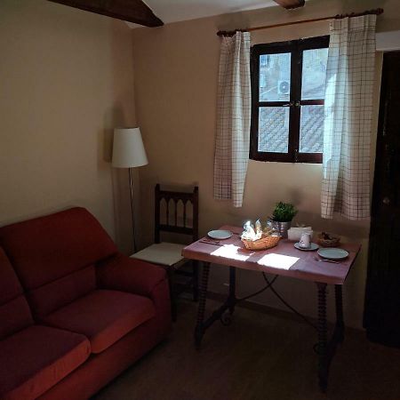 Acogedor Apartamento En El Casco Historico Толедо Экстерьер фото