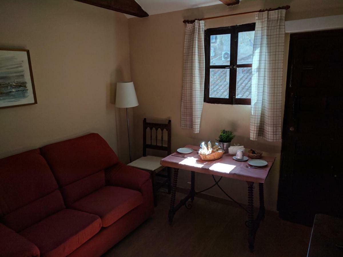 Acogedor Apartamento En El Casco Historico Толедо Экстерьер фото